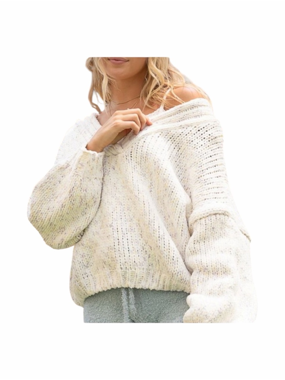 POL
Chunky Knit V-Neck Sweater